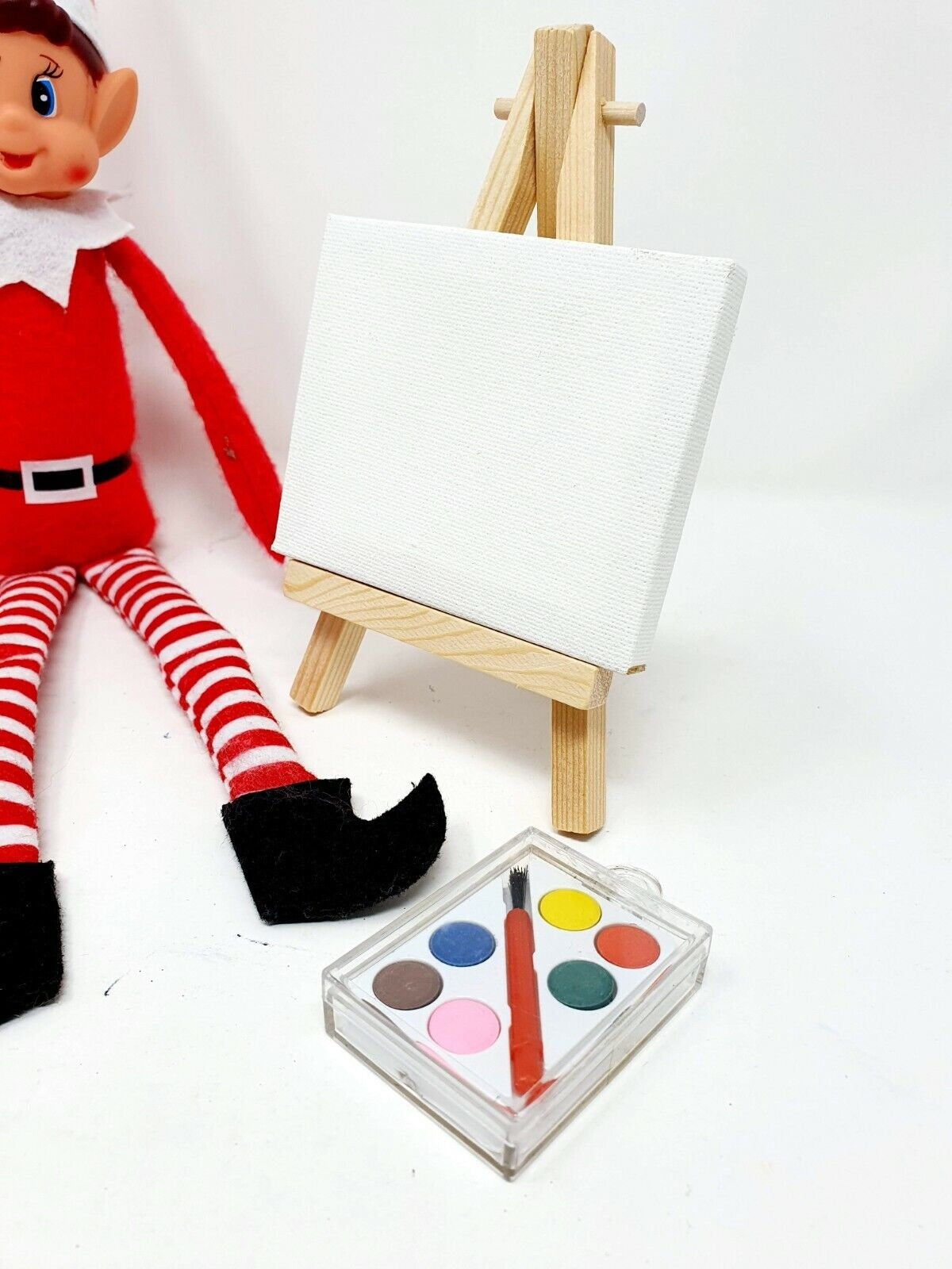 Elf Paints & Canvas Art Set Up